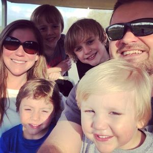 Meet your Posher, Caroline